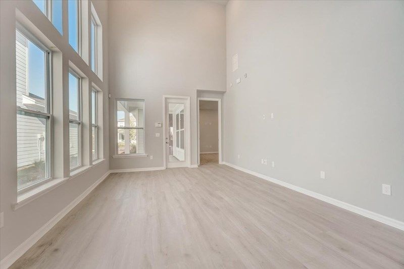 The Zeppelin - Family Room