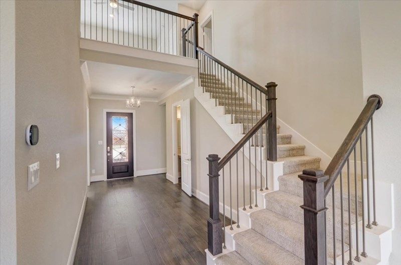 The Owen - Staircase