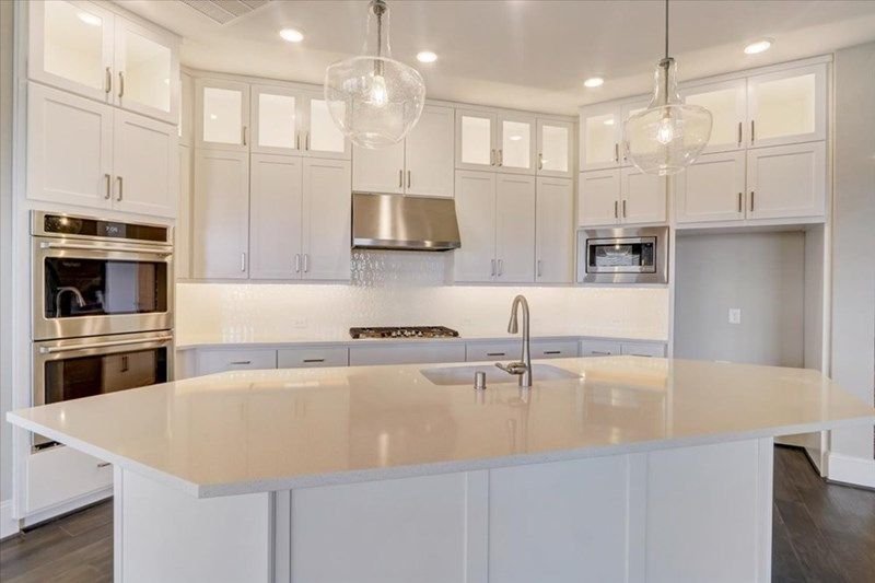 The Owen - Kitchen
