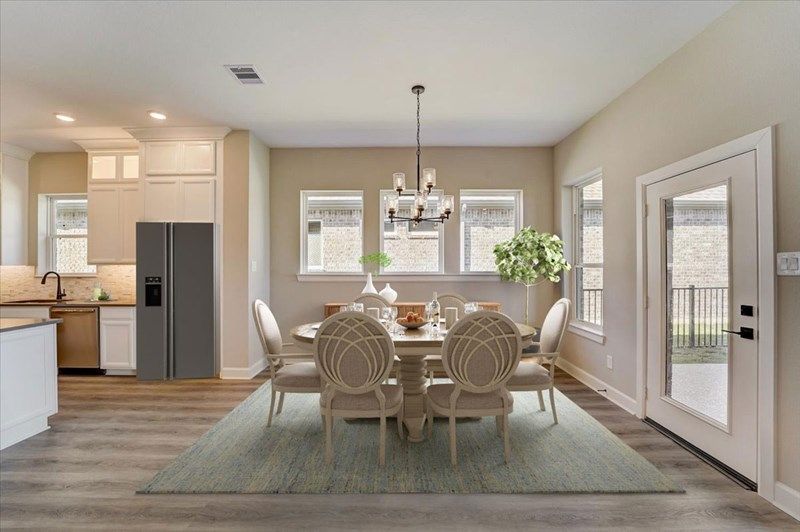 The Dansbury - Dining Room