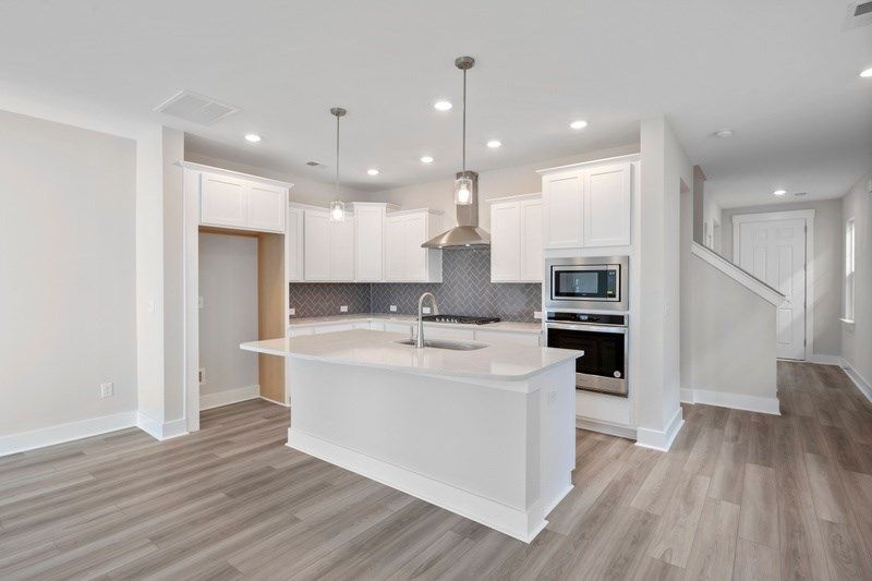 The Greenville - Kitchen