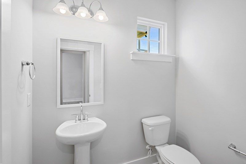 The Greenville - Powder Bath