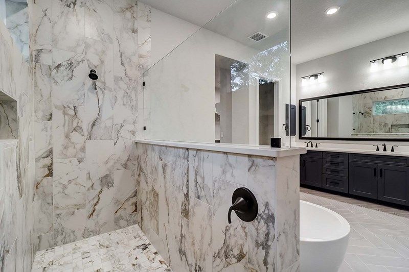 The Northstar - Owner's Bath