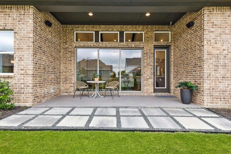 The Caroline - Covered Porch