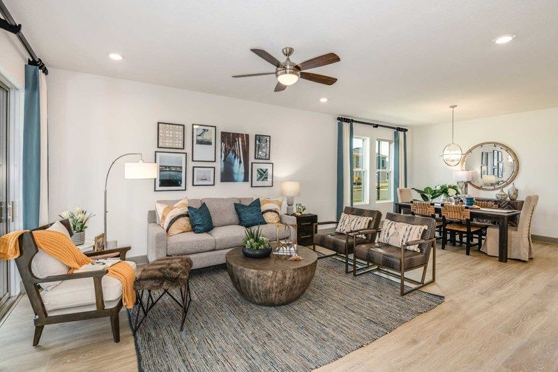 The Mapleton - Living Room
