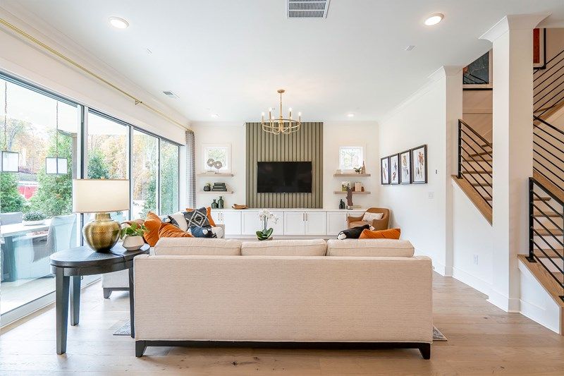 The Cobbstone - Living Room