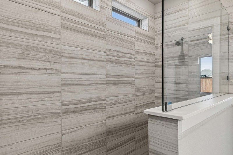 The Greensbrook - Owner's Bath