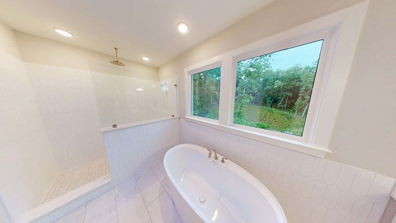 The Fenton - Owner's Bath
