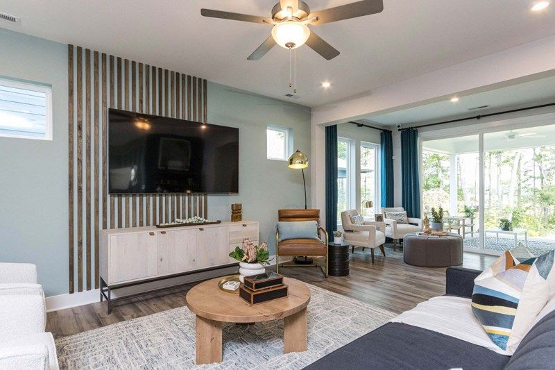 The Rosebay - Living Room