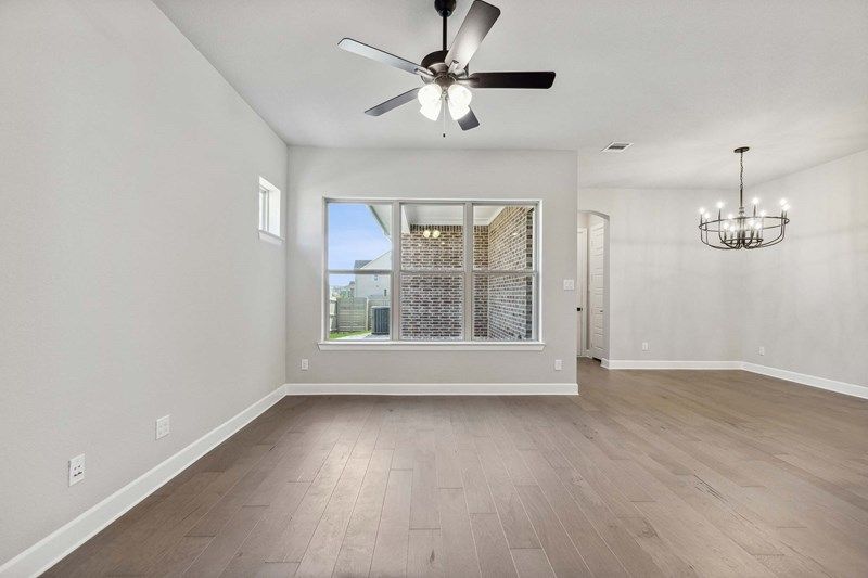 The Crossgate - Living Room