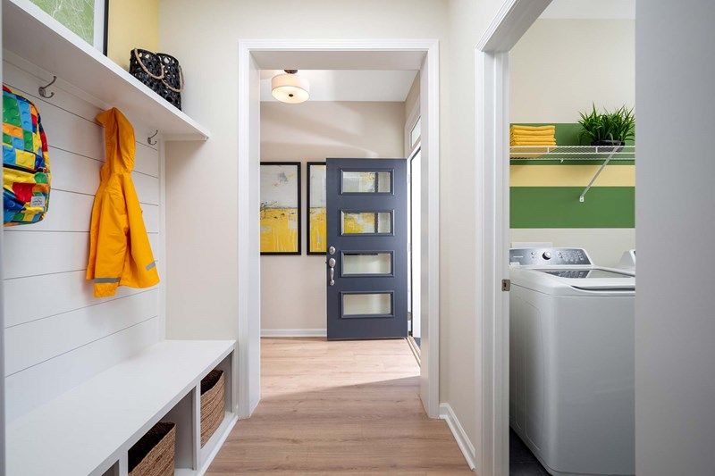 The Cavalier - Mudroom