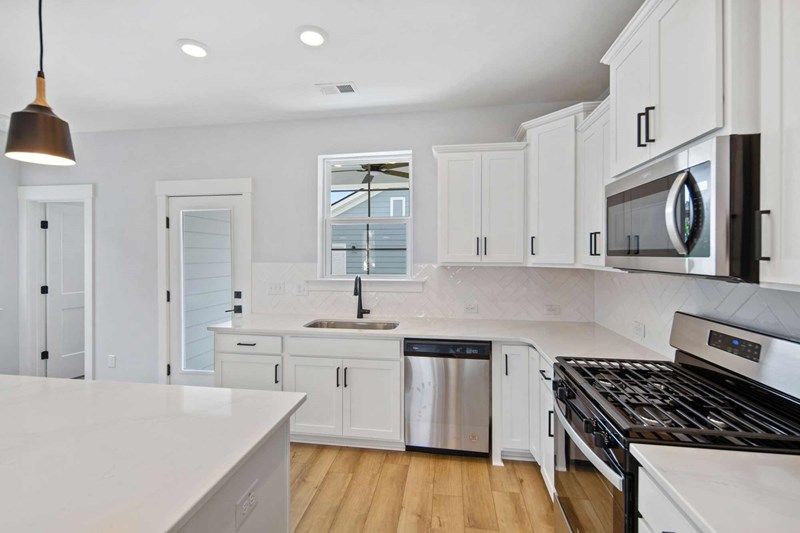 The Lindenberry - Kitchen