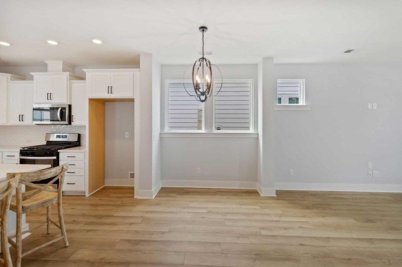 The Lindenberry - Dining