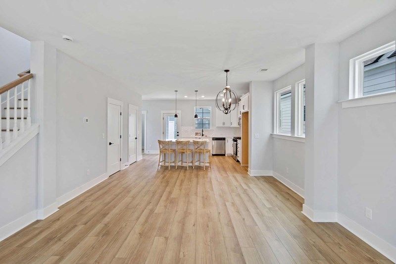 The Lindenberry - Dining