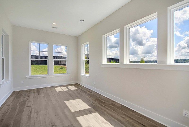 The Brentwood - Bedroom