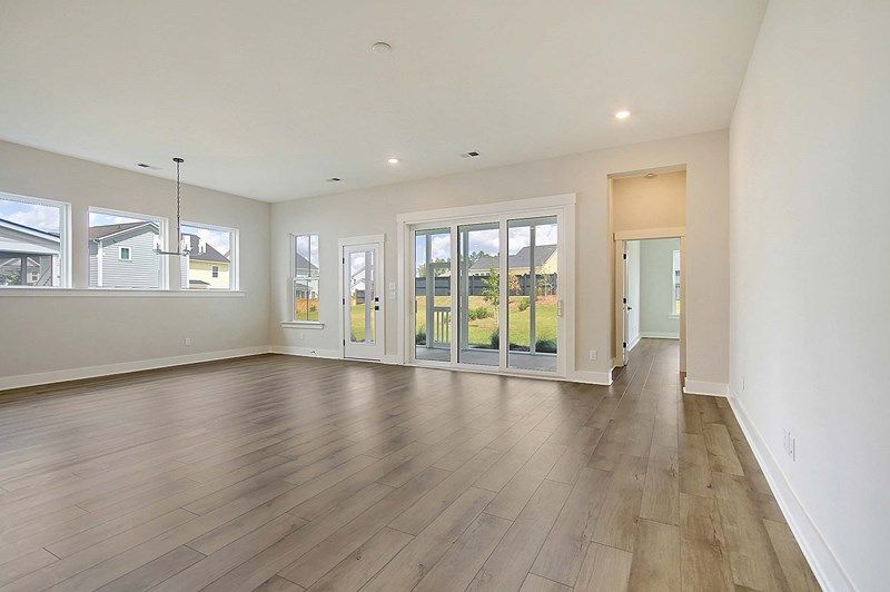 The Lindley - Living Room