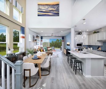 The Redwing - Living Room