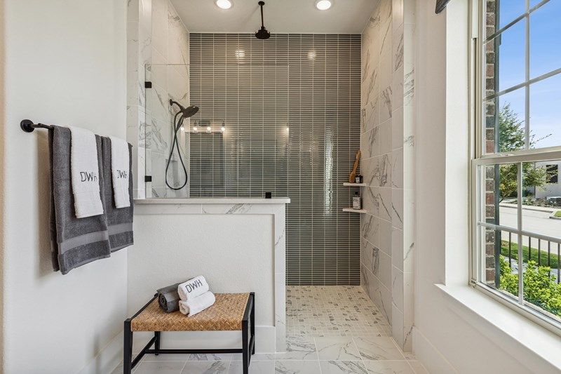 The Ridgemont - Owner's Bath