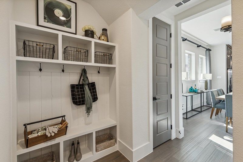 The Ridgemont - Mudroom