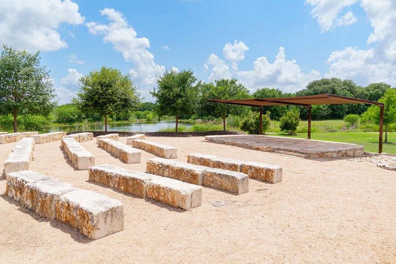 The Crossvine - Ampitheater