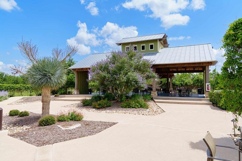 The Crossvine - Amenity Center