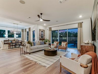 The Paisley - Living Room