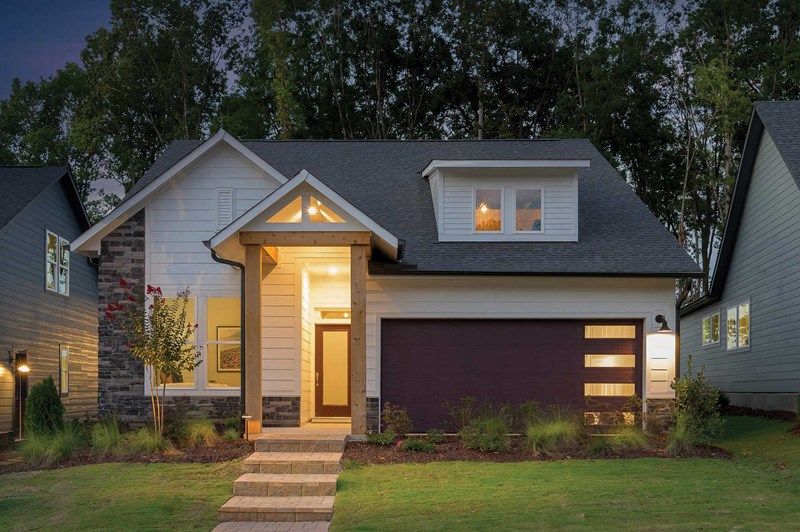 The Rosebay - Exterior Front
