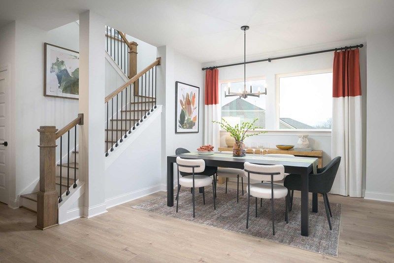 The Satinwood - Dining