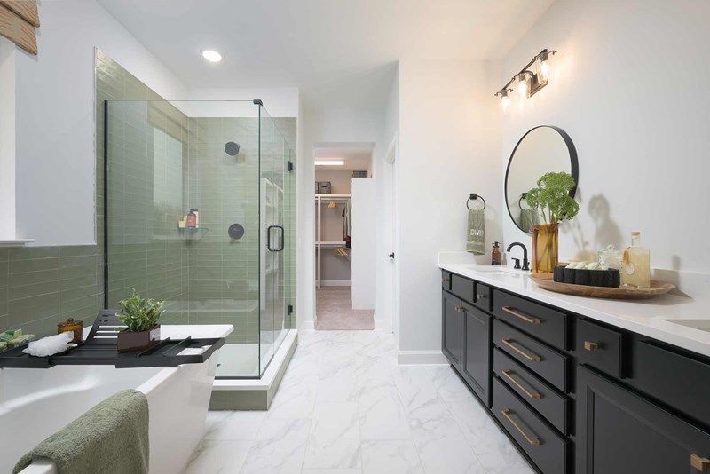 The Satinwood - Owner's Bath