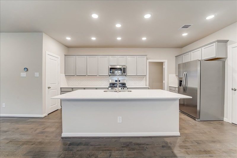 The Carolwood - Kitchen