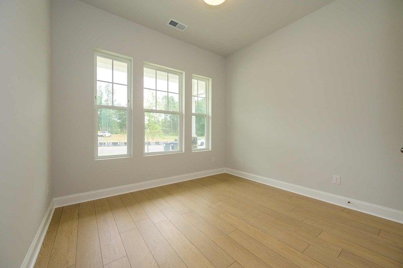 The Flourish - Bedroom