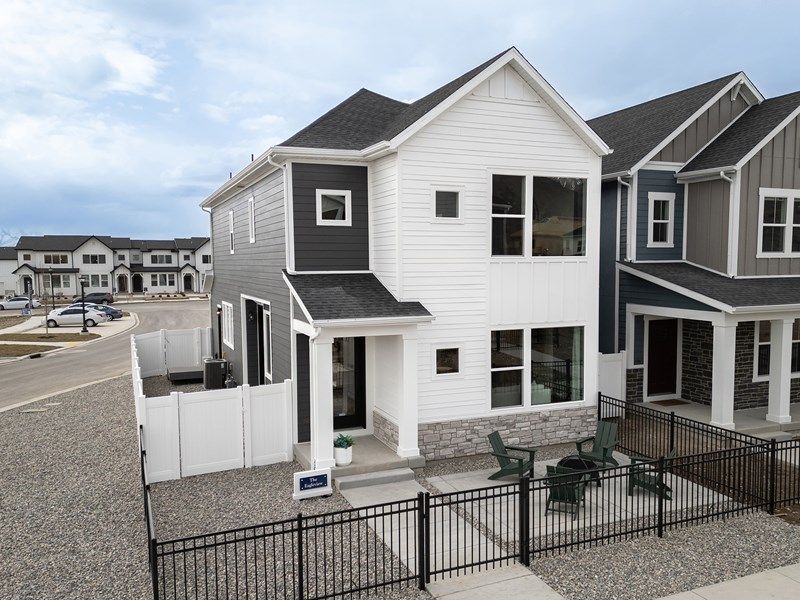 The Eagleview - Front Exterior