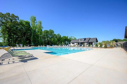 Encore at Streamside - Amenity Center
