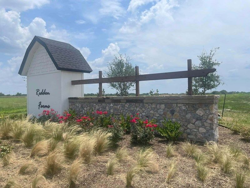 Redden Farms Entrance