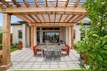 The Caroline - Patio