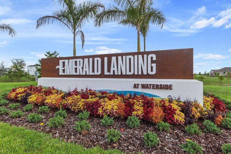 Emerald Landing at Waterside at Lakewood Ranch - Towns