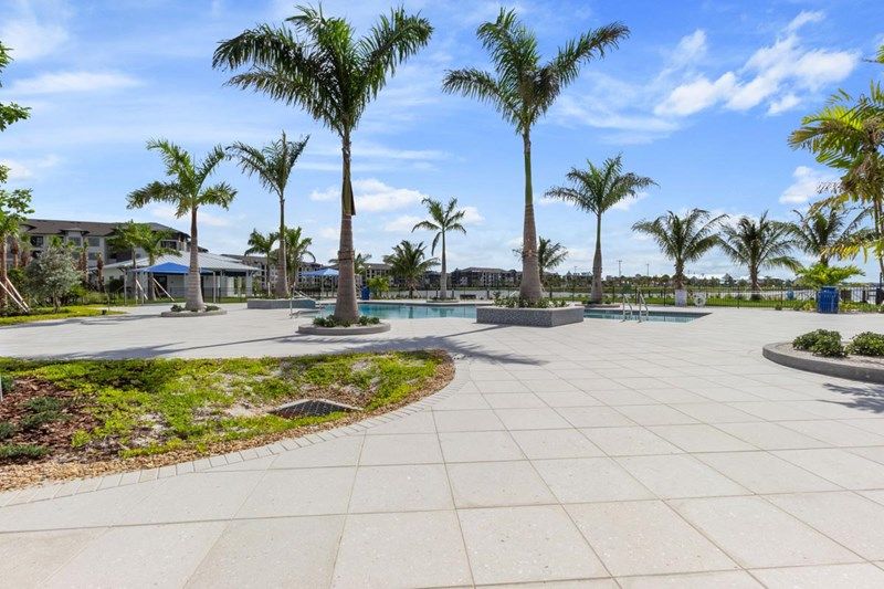 Emerald Landing at Waterside at Lakewood Ranch - Towns