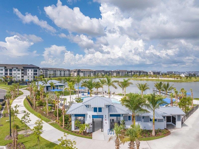 Emerald Landing at Waterside at Lakewood Ranch - Amenity Center