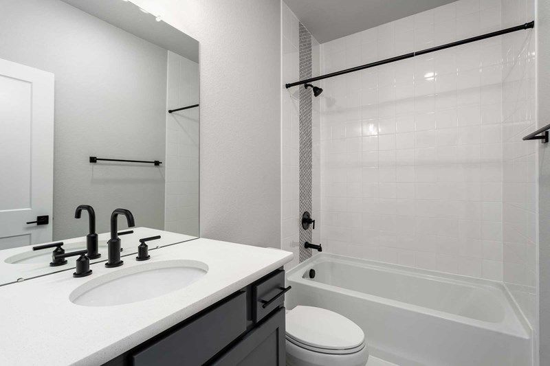 The Glisen - Bath
