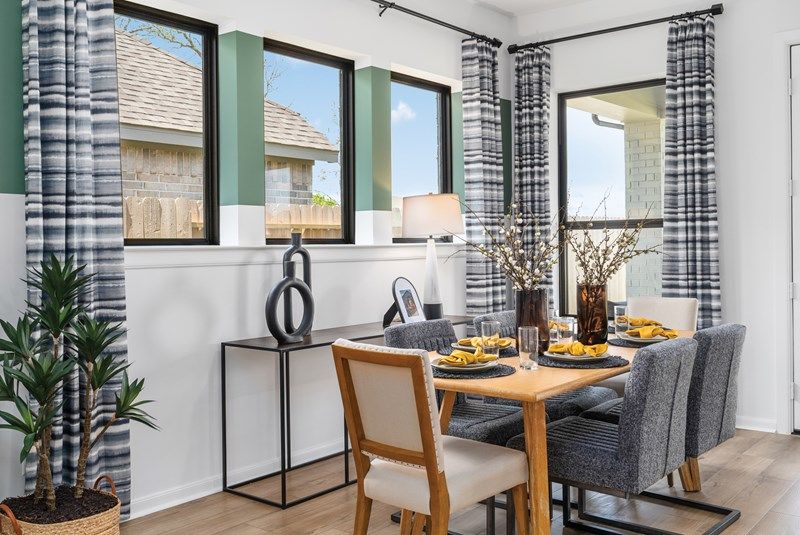 The Edgehill - Dining Room