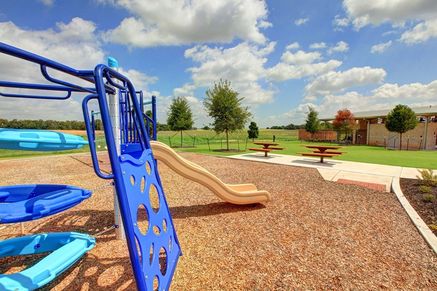 The Colony 50' - Coleton Meadow - Playground
