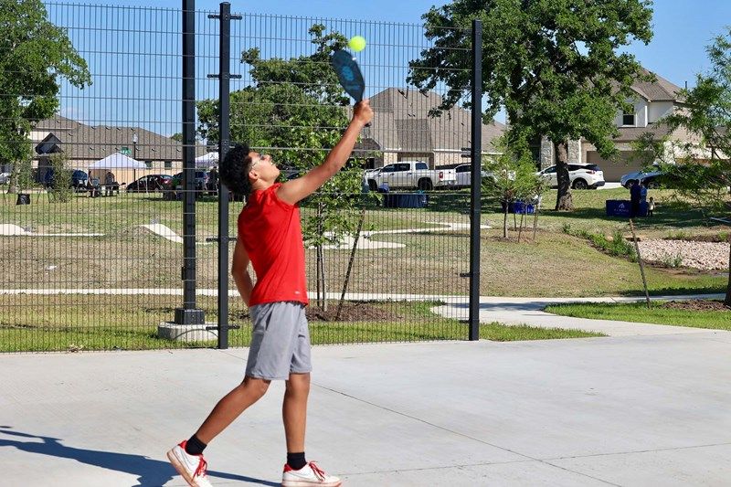 The Colony - Pickleball Courts