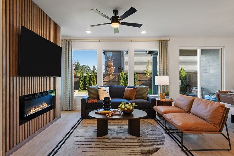The Moreland - Living Room