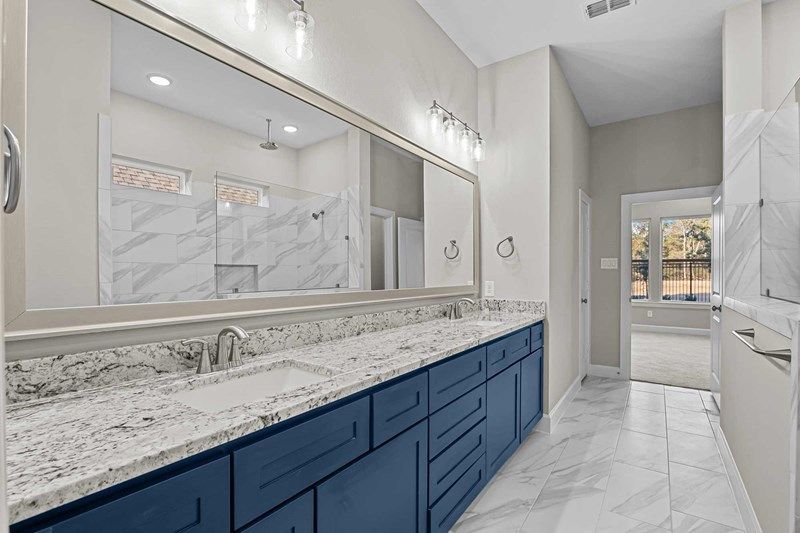 The Elson - Owner's Bath