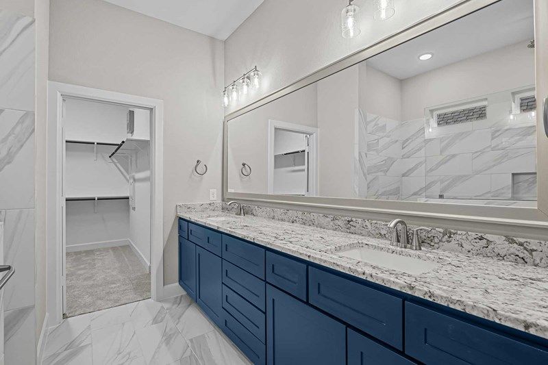 The Elson - Owner's Bath