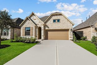 Manhattan - Harvest Green 45': Richmond, Texas - David Weekley Homes