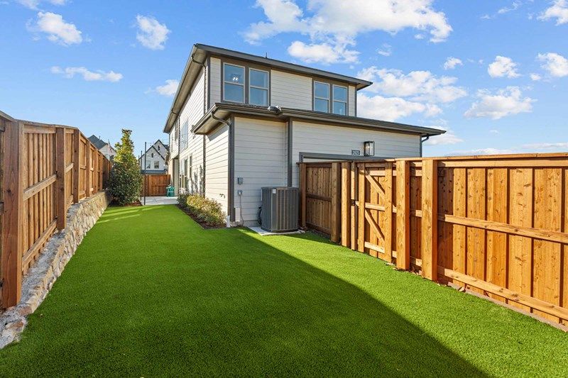 The Ridgepoint - Exterior Rear