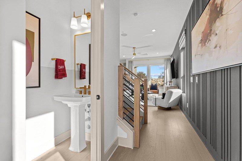 The Alderwood - Entry