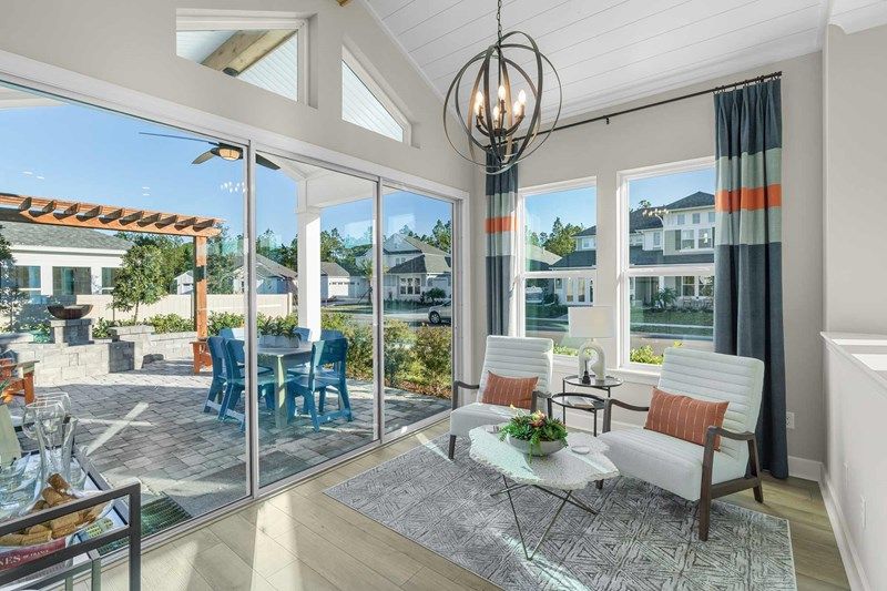 The Seahorse - Sun Room