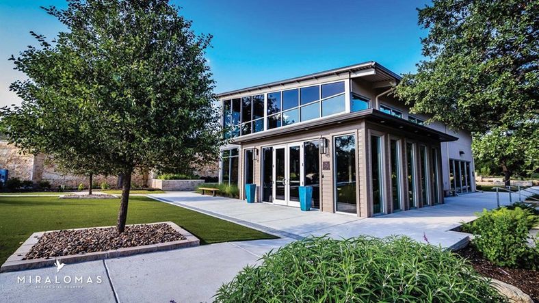 The Summit at Miralomas - Clubhouse